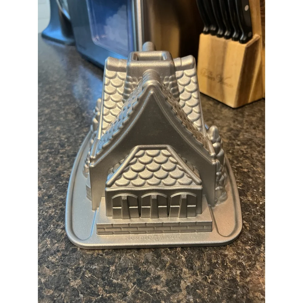 Nordic Ware Gingerbread House Bundt Cake Pan